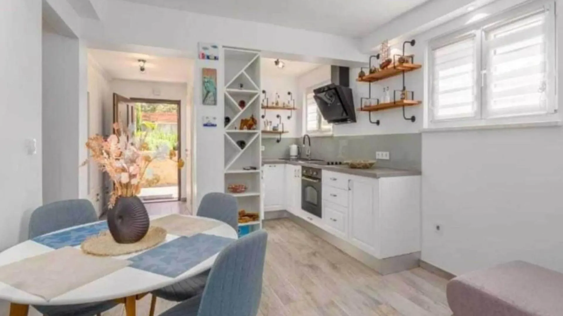 Two Bedroom Apartment With Terrace Pula Kroatien